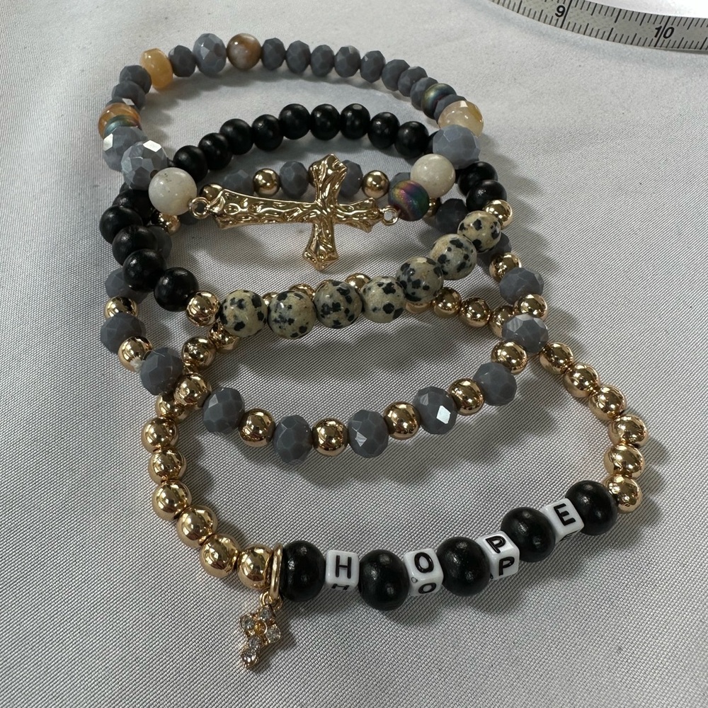 Four faithful style stretch cross hope bracelet